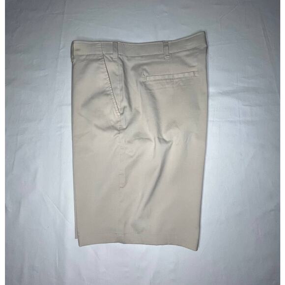 Men's Flat Front Shorts BCG Brand Size 40 Activewear Casual Dress Light Tan - Picture 2 of 7